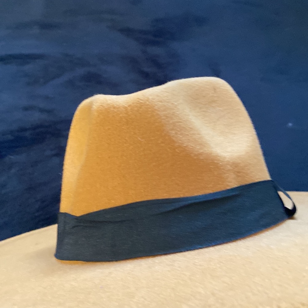 Women’s Hat - Picture 8 of 8